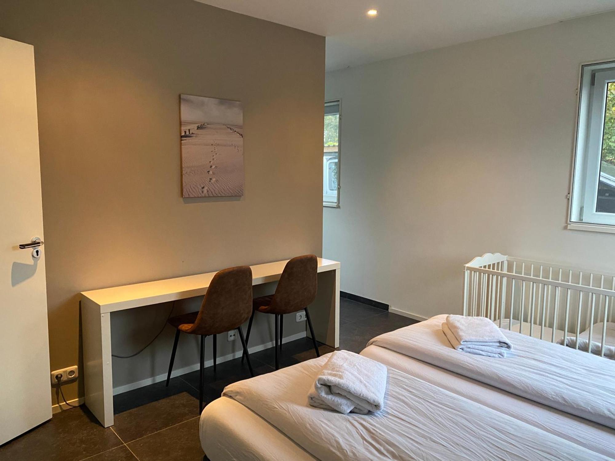 Villa Riverside Met Hottub, Eigen Aanlegsteiger, Zwemtrap, Trampoline En Kano'S Зеволде Екстериор снимка